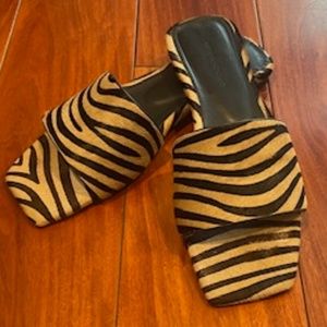 Banana Republic Halfcalf Leather Square Toe Sandals (slides), 8M